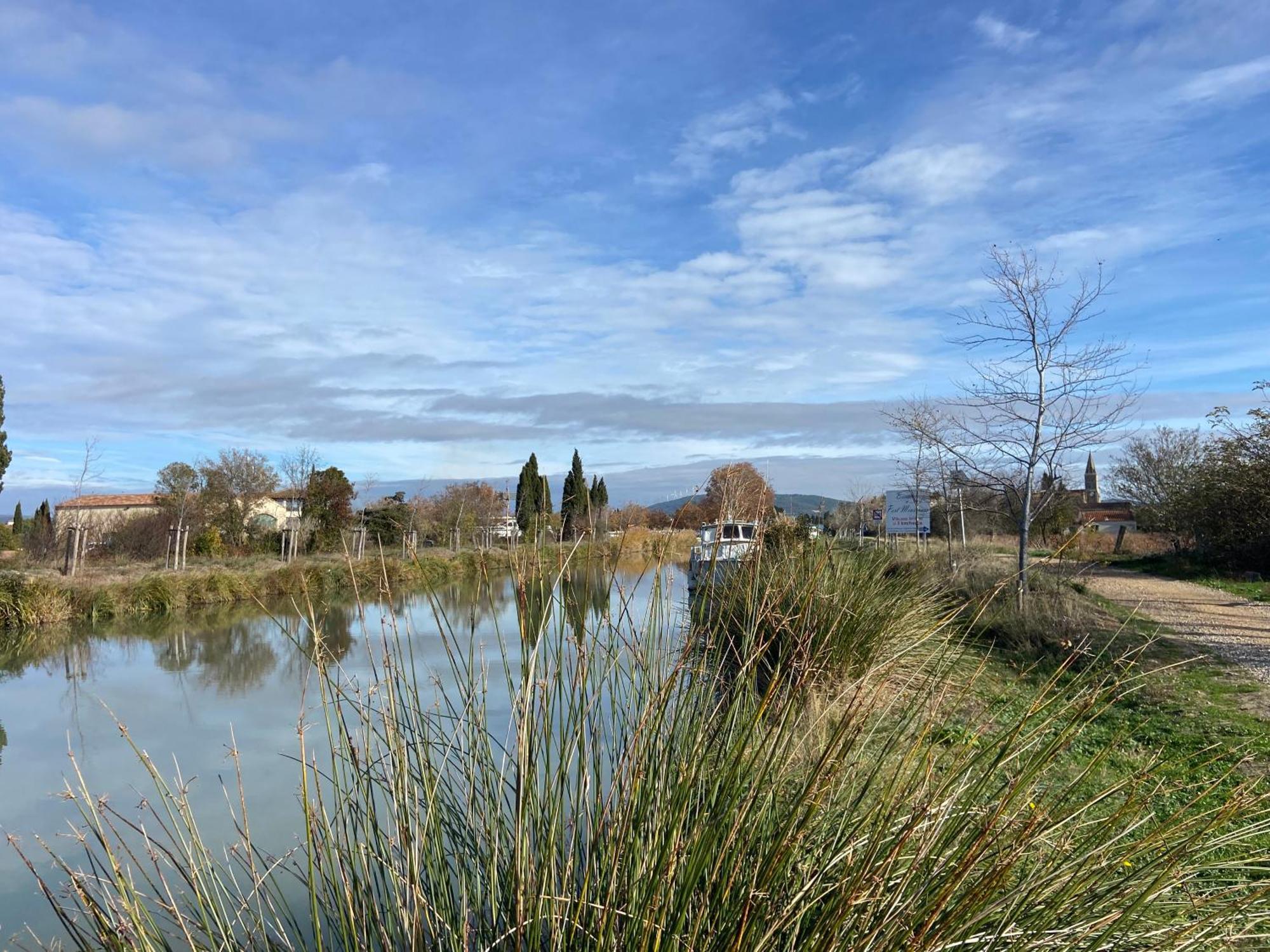 Maison, Canal Du Midi Piscine Homps  Kültér fotó